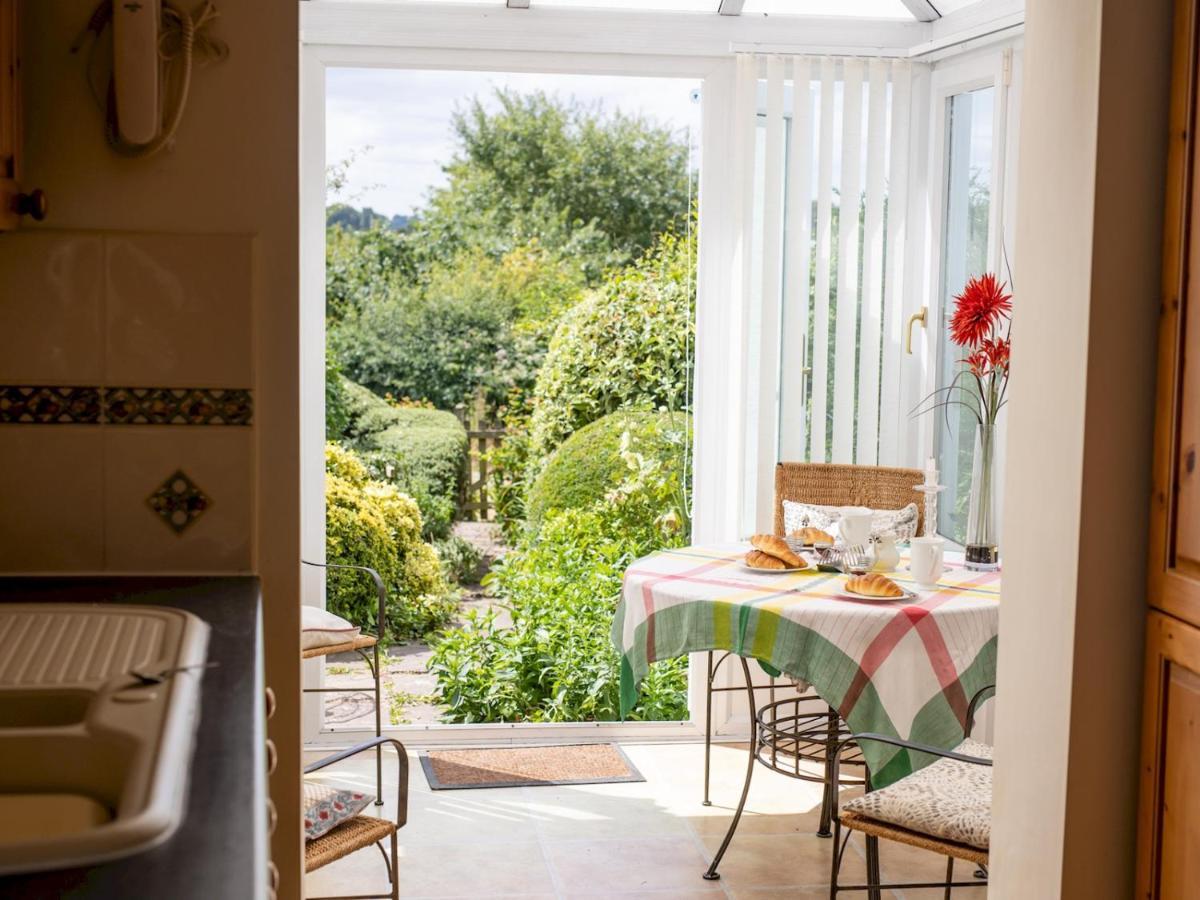 Pass The Keys Cosy Cottage With Views Over The Shropshire Hills Ludlow Zewnętrze zdjęcie