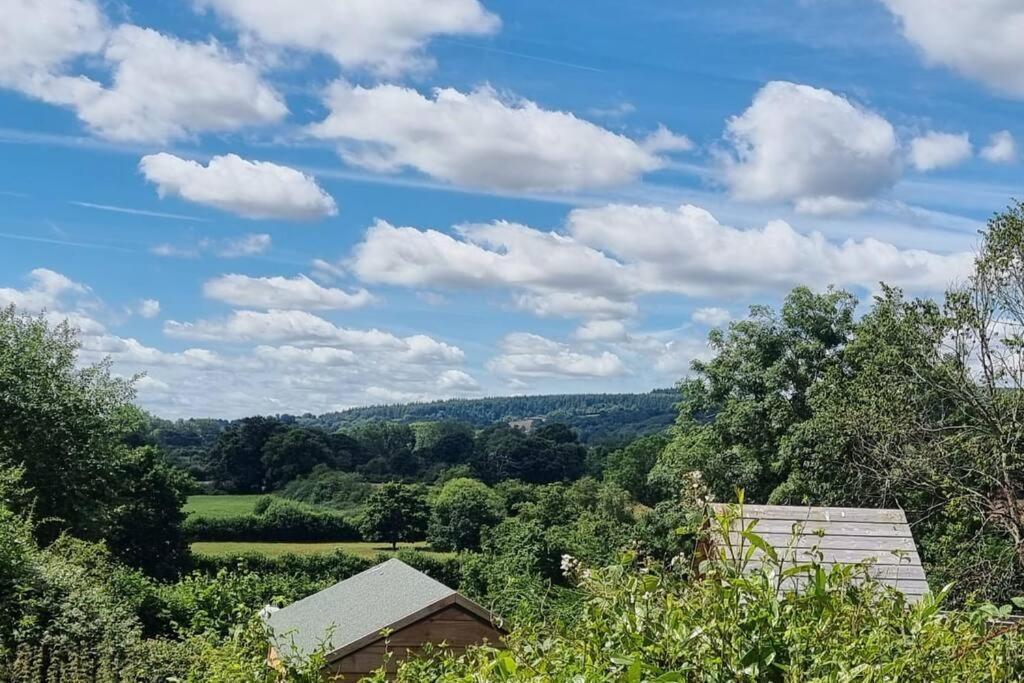 Pass The Keys Cosy Cottage With Views Over The Shropshire Hills Ludlow Zewnętrze zdjęcie